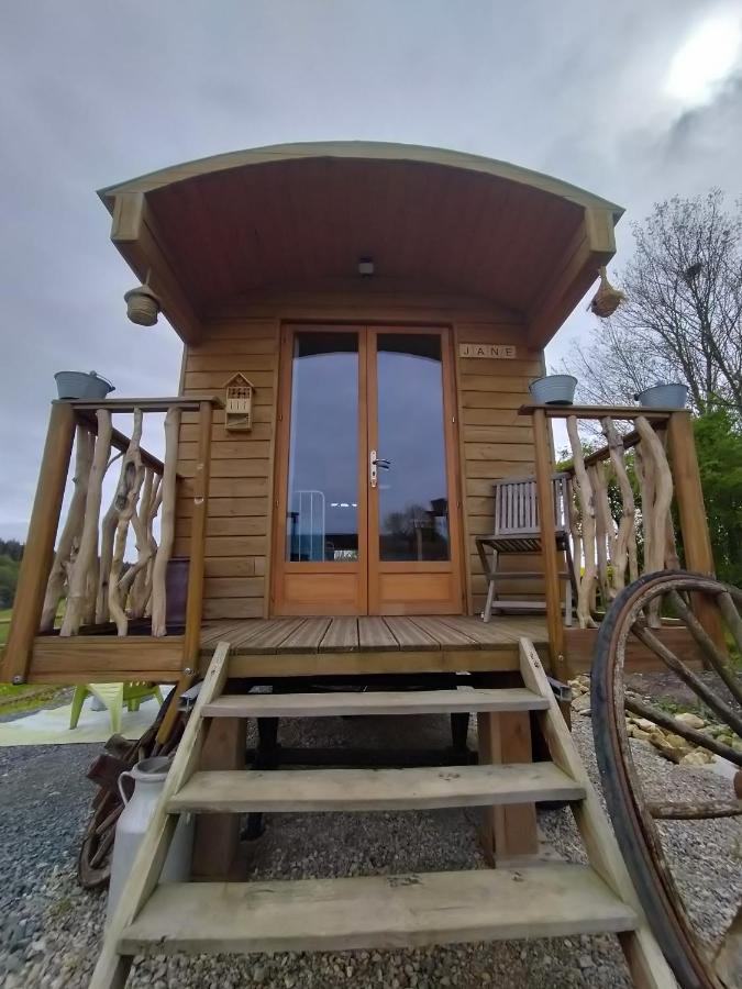 La Roulotte De Jane Guest House Margon  Exterior photo
